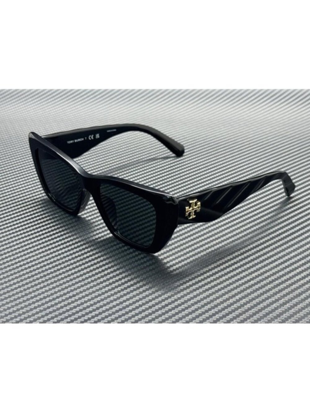 New Tory Burch Women Black Sunglasses 52-18-140